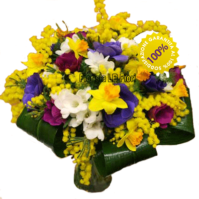Bouquet of wild flowers "and splendid mimosa for women's day"